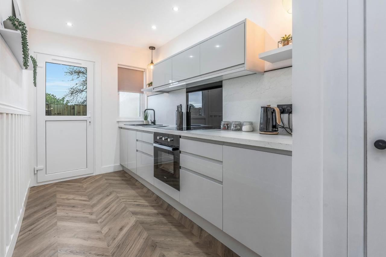 Parkside 2 Bedroom House Near Dunfermline & Edinburgh Bagian luar foto