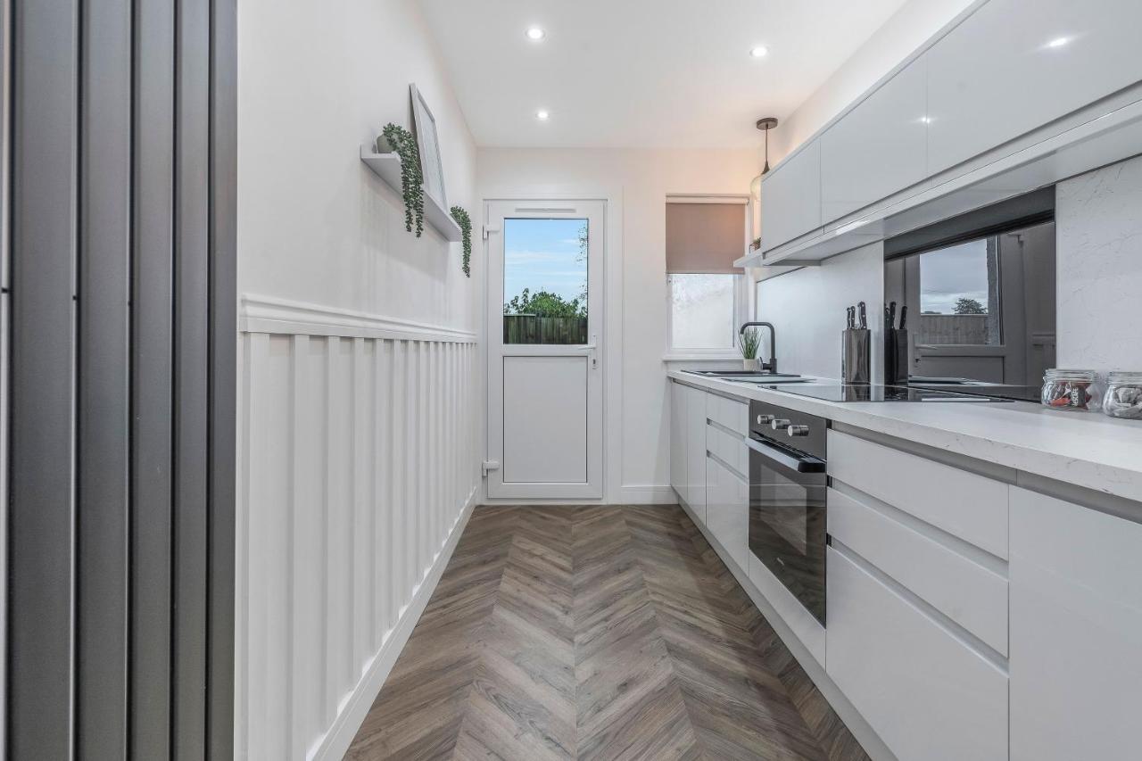 Parkside 2 Bedroom House Near Dunfermline & Edinburgh Bagian luar foto