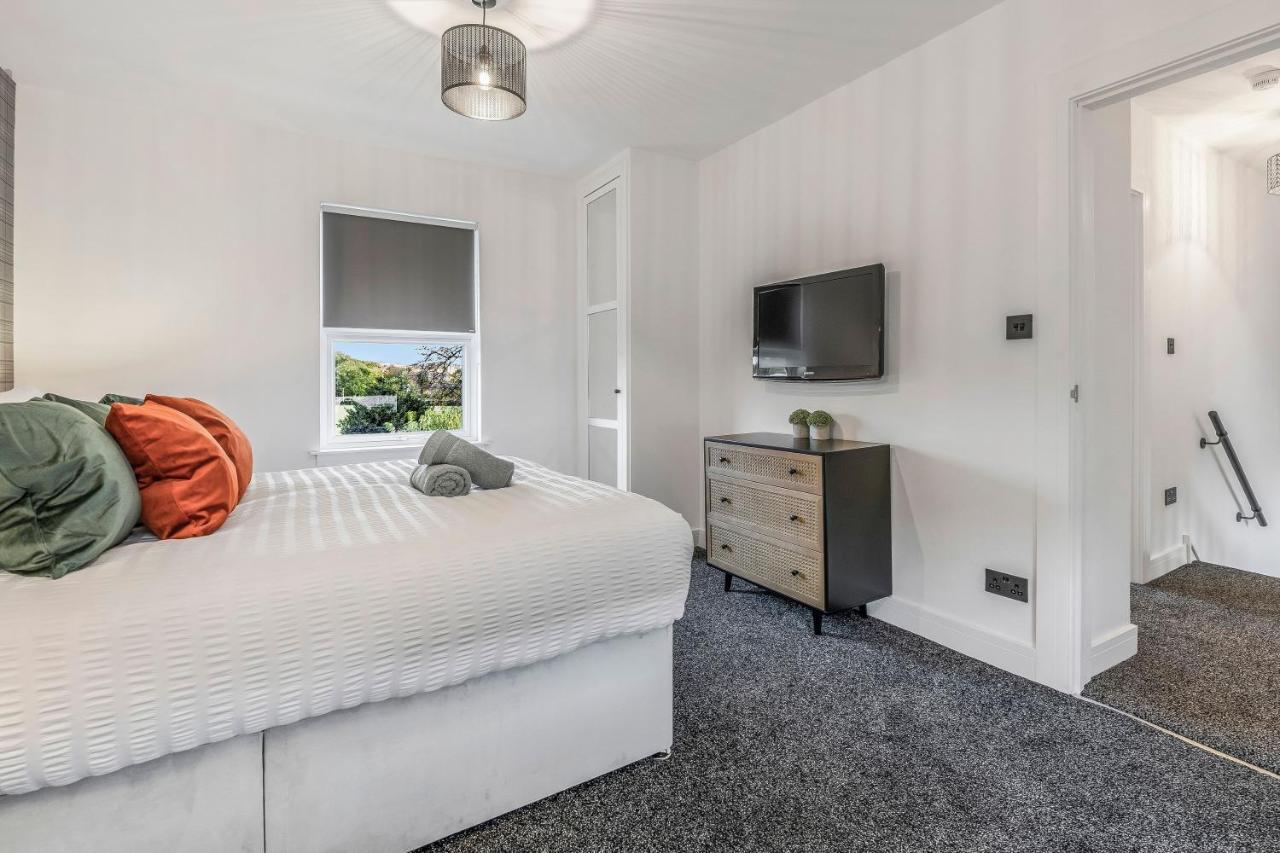 Parkside 2 Bedroom House Near Dunfermline & Edinburgh Bagian luar foto
