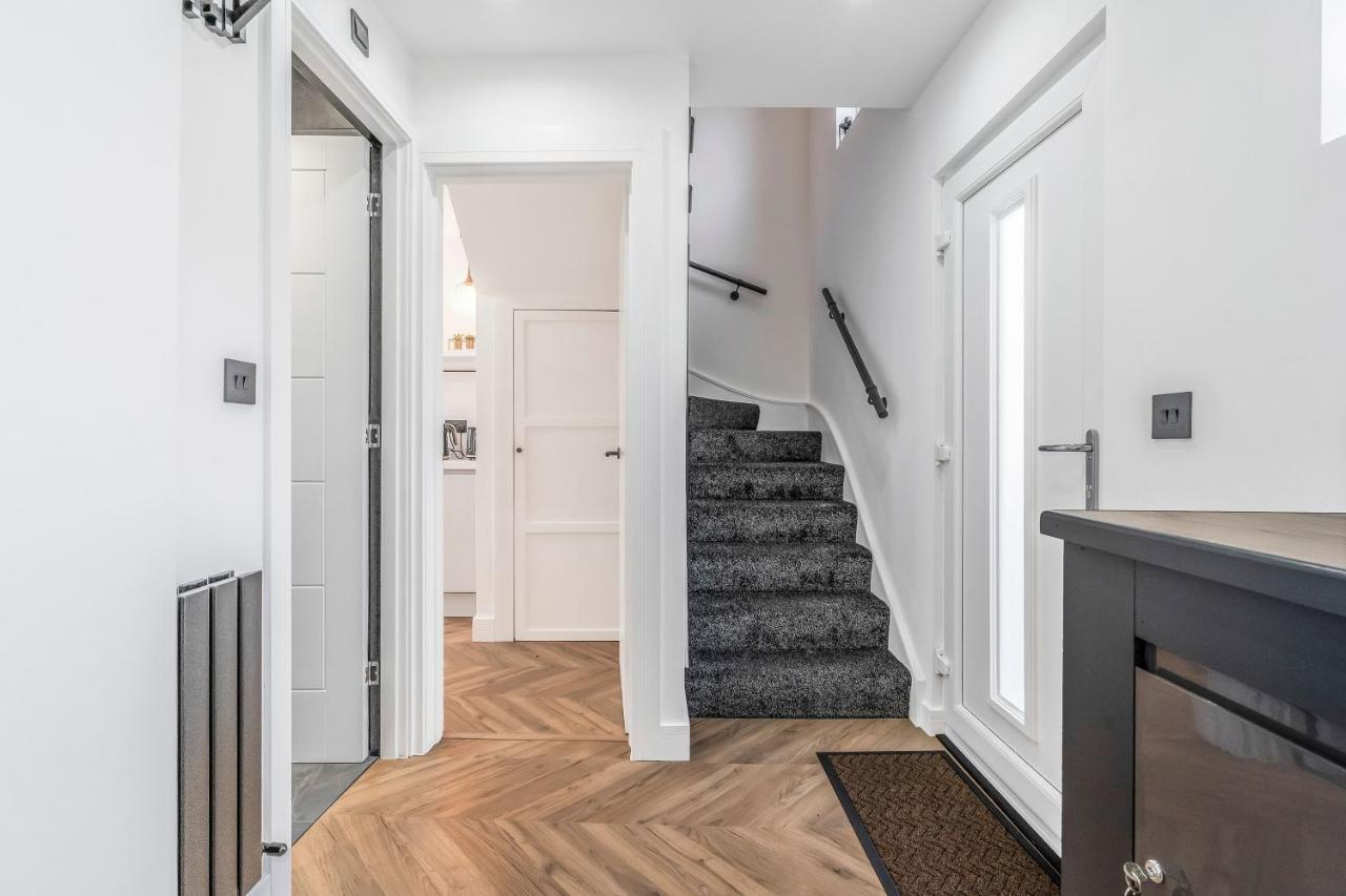 Parkside 2 Bedroom House Near Dunfermline & Edinburgh Bagian luar foto